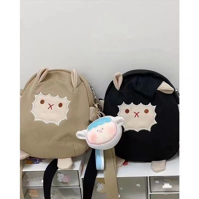 3 포켓 패니 힙 팩 가방 나일론 소재와 지퍼 폐쇄